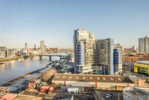 32, Altura Tower, Bridges Court Road, London SW11 3GZ