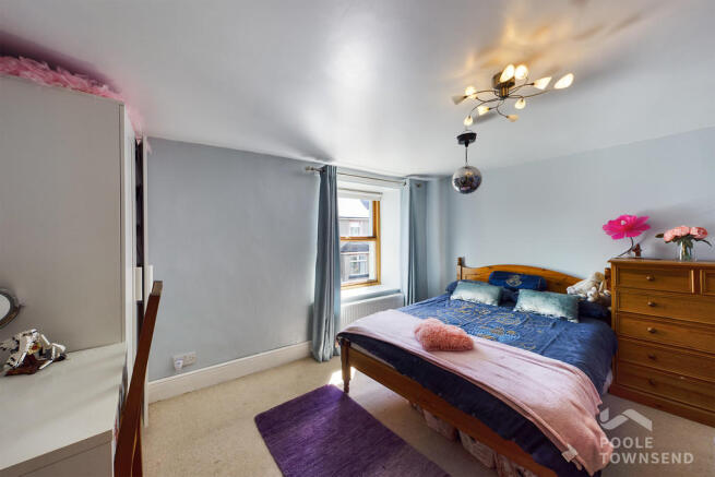 Bed 1