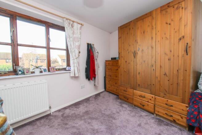 Bedroom 1 Pic 2