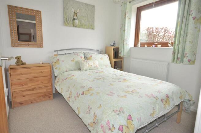 BEDROOM 2