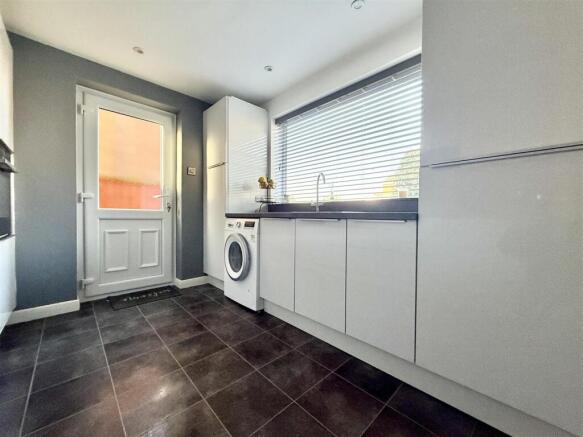 Fitted Kitchen