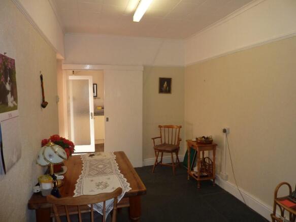 BREAKFAST ROOM