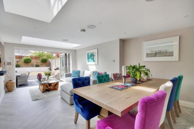 Dining/Family Rm