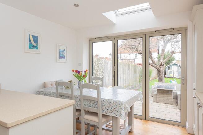 (Rightmove) 17.jpg