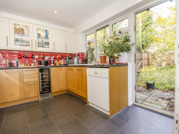 Kitchen b