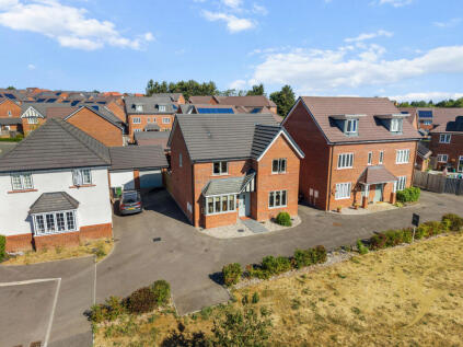 #WelcomeHome to 5 Lynbrook Close, St. Johns, Worcester, WR2