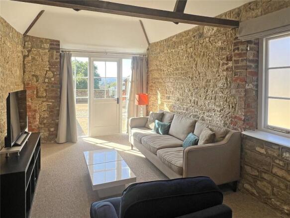 Sitting Room/Tv Area