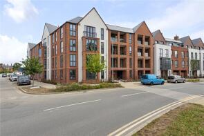 Flat 10, Davis Court, Biscoe Way, Wokingham RG40 2FN