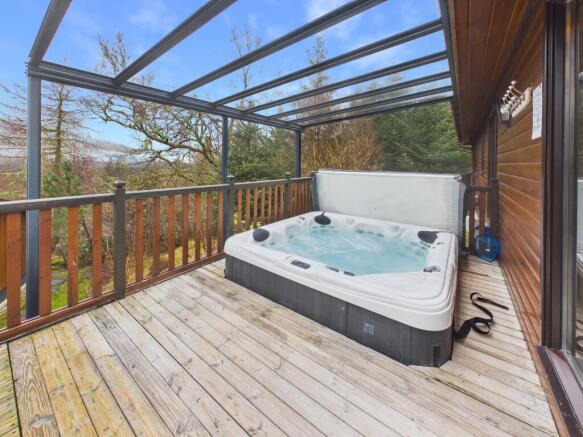 26_CAM03481G0-PR0134-STILL019