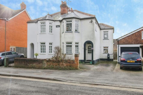 Priory Road, Ascot, SL5