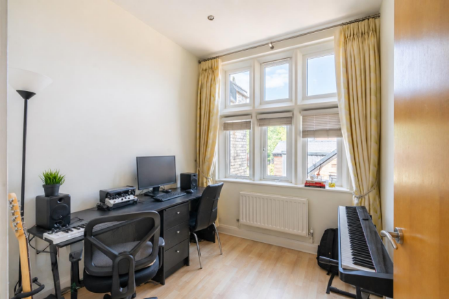 2 bed Apartment for sale Image 9