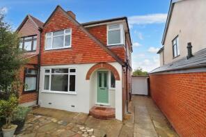 31, Oakdene Drive, Surbiton KT5 9NH