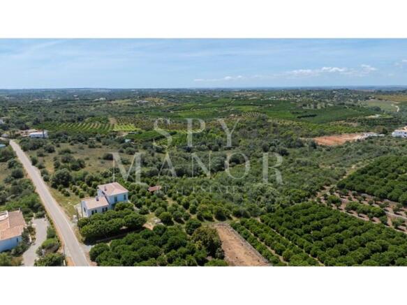 Three Bedroom Rural Property for sale near Silves