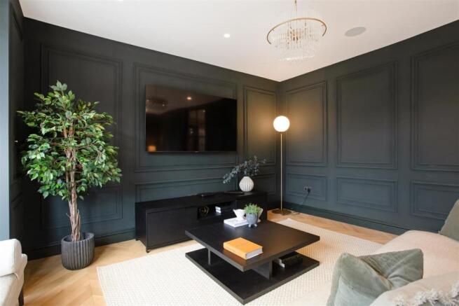 59 Aldenham Avenue 291909 (1).jpg