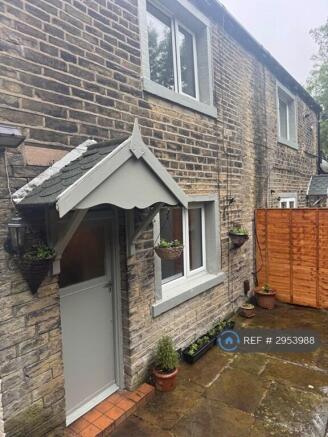 2 bed Semi-Detached to rent in bradford