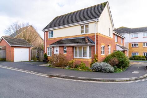 Snowberry Road, Newport, PO30