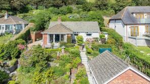St Lullawys, Seaton Park, Seaton PL11 3JF