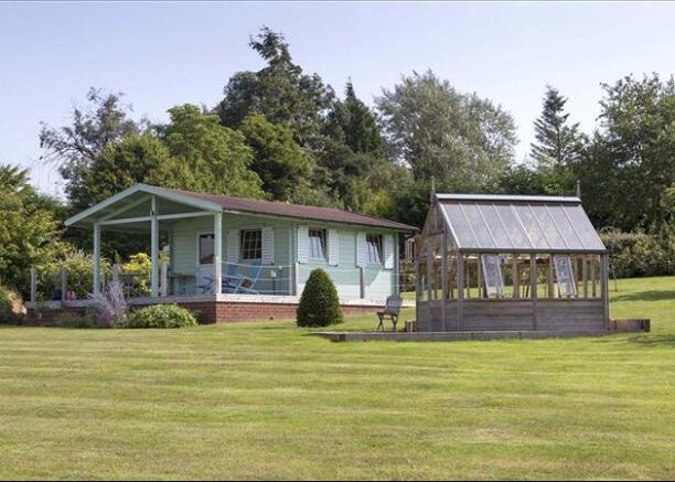 Summerhouse & Cedar