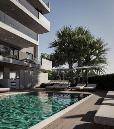 Sun Deck & Pool -