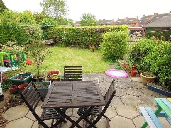 rear garden.JPG
