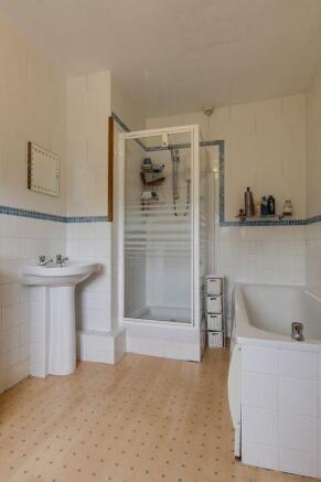 Photo 20