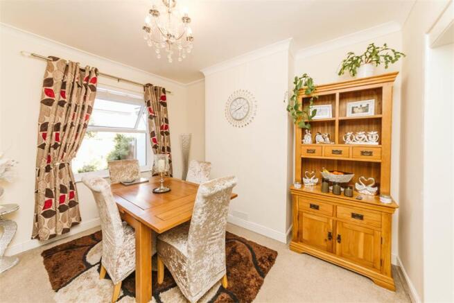 Southmead Road | Westbury-On-Trym photo 4