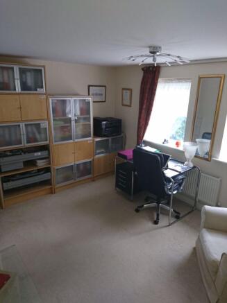Photo 8