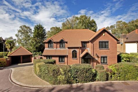 Alder Close, Newton Abbot, TQ12