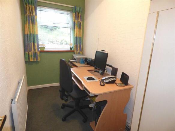 Bedroom/Study
