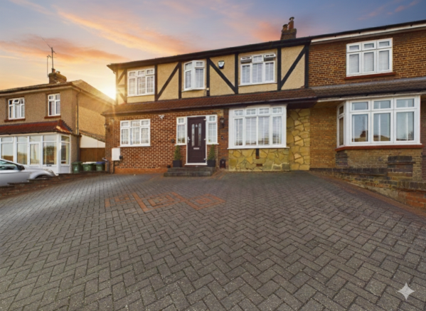 Presented by Clinton at EweMove Bexleyheath and Da