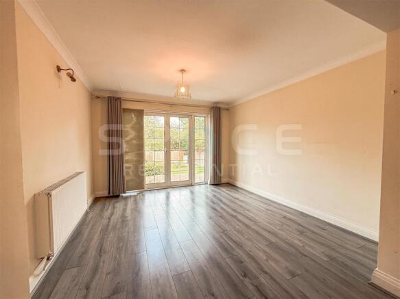 Substantial Three Double Bedroom House | Wide Plot | Garage & Extension Potential photo 4