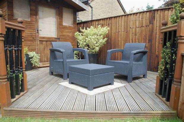 ENTERTAINING AREA