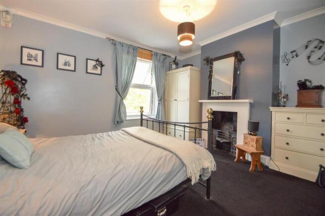 ## Bedroom 1..jpg