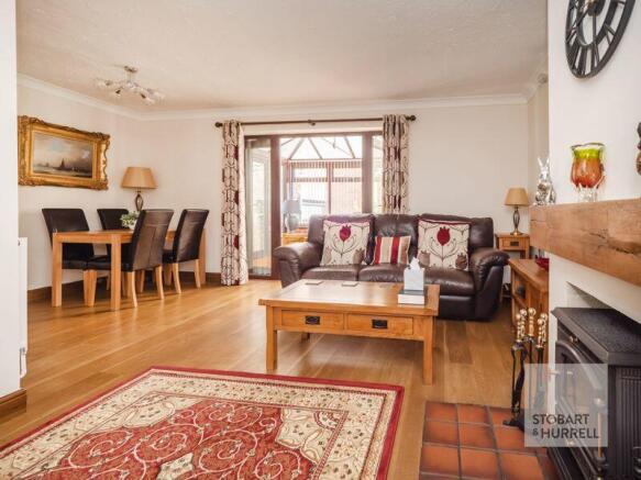 Lounge To Dining & Conservatory
