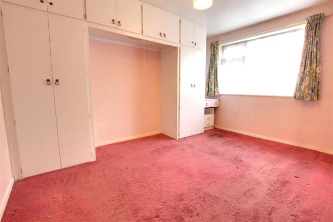 2 bed Semi-Detached Bungalow for sale Image 7