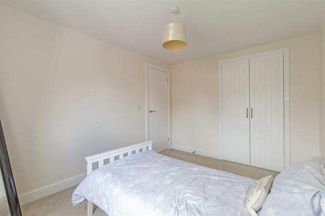Bedroom 3-3.jpg