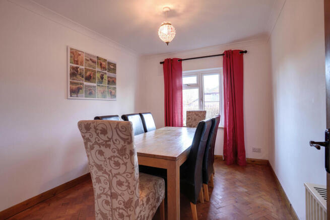 Dining Room/Bedro...