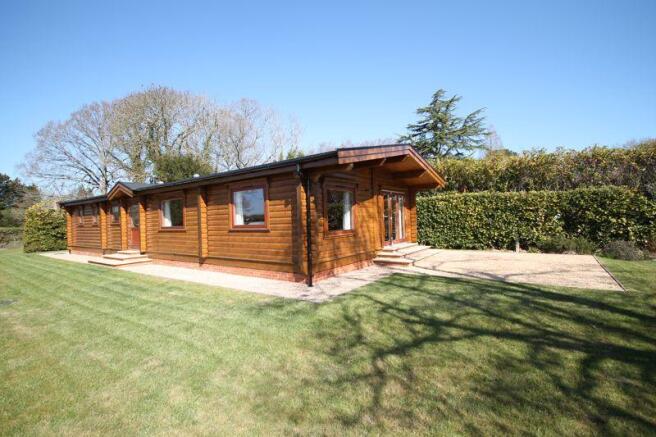 Detached Lodge