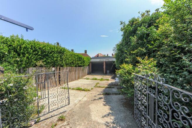 Detached Double Garage and Second Driveway.jpg