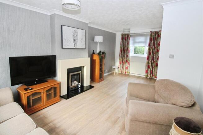 Lounge and Dining Area