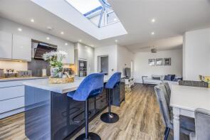 28, Silvester Road, Waterlooville PO8 8TL