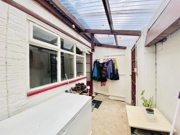 Lean To Sun Room