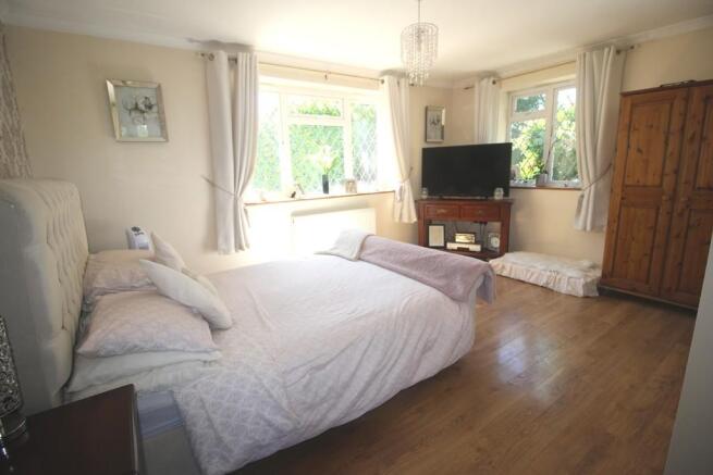 BEDROOM 1