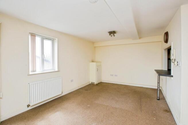2 bed Flat for sale Image 12