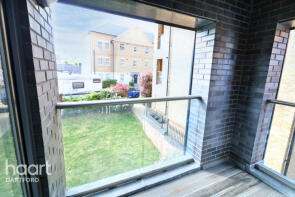 49, Mortimer Square, Weldon, Swanscombe DA10 1AY