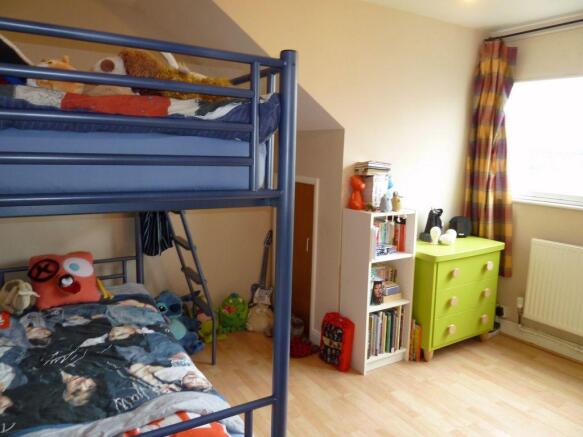 Photo 9