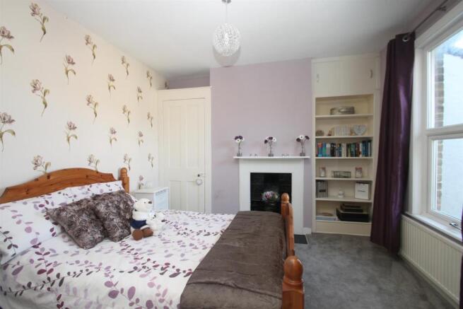 Bedroom 2: