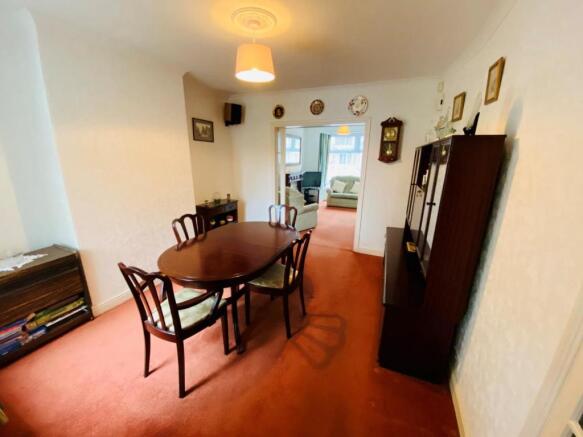 Dining Room.jpg
