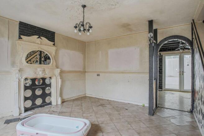 5 Roberts Court, Hallwood Park, Runcorn, WA7 2FH