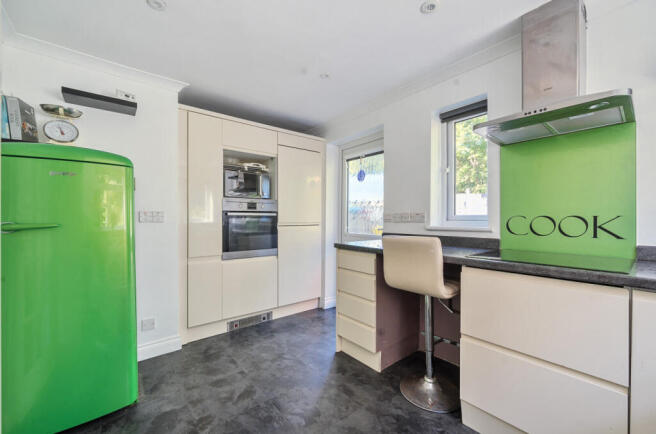 1320885-11-686f8b...